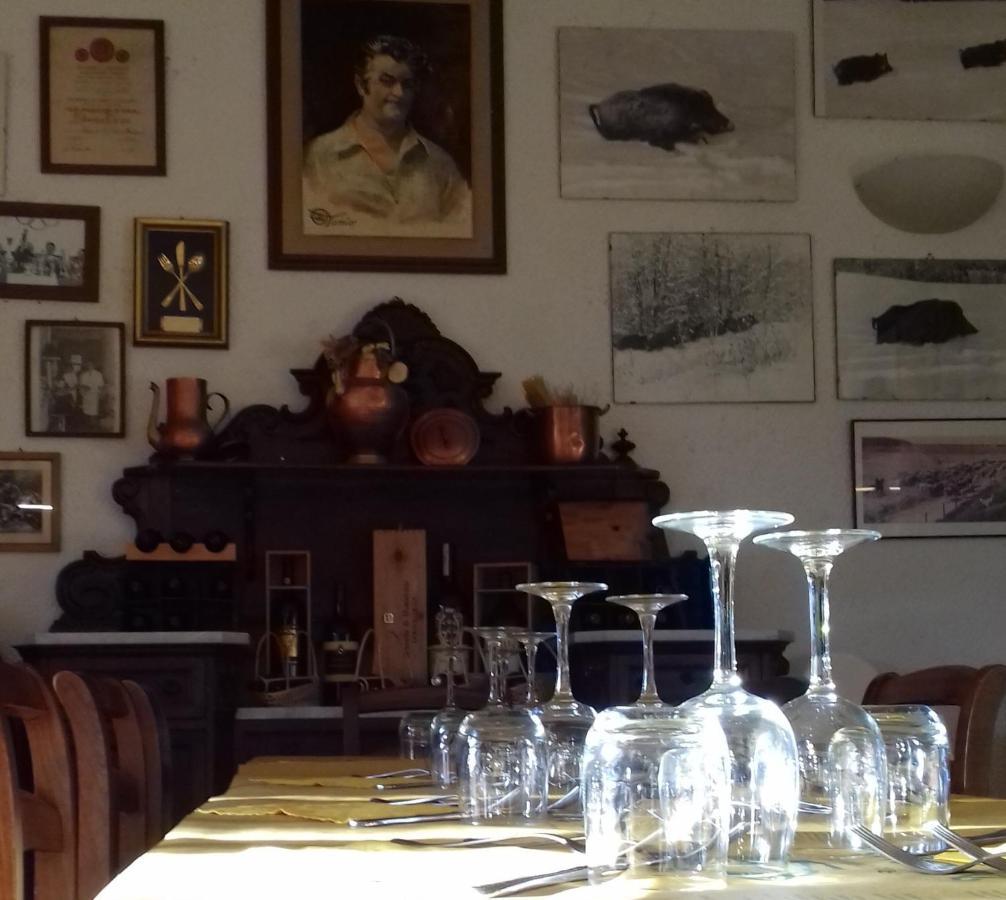 Albergo Ristorante Da Vestro มอนติเชียโน ภายนอก รูปภาพ