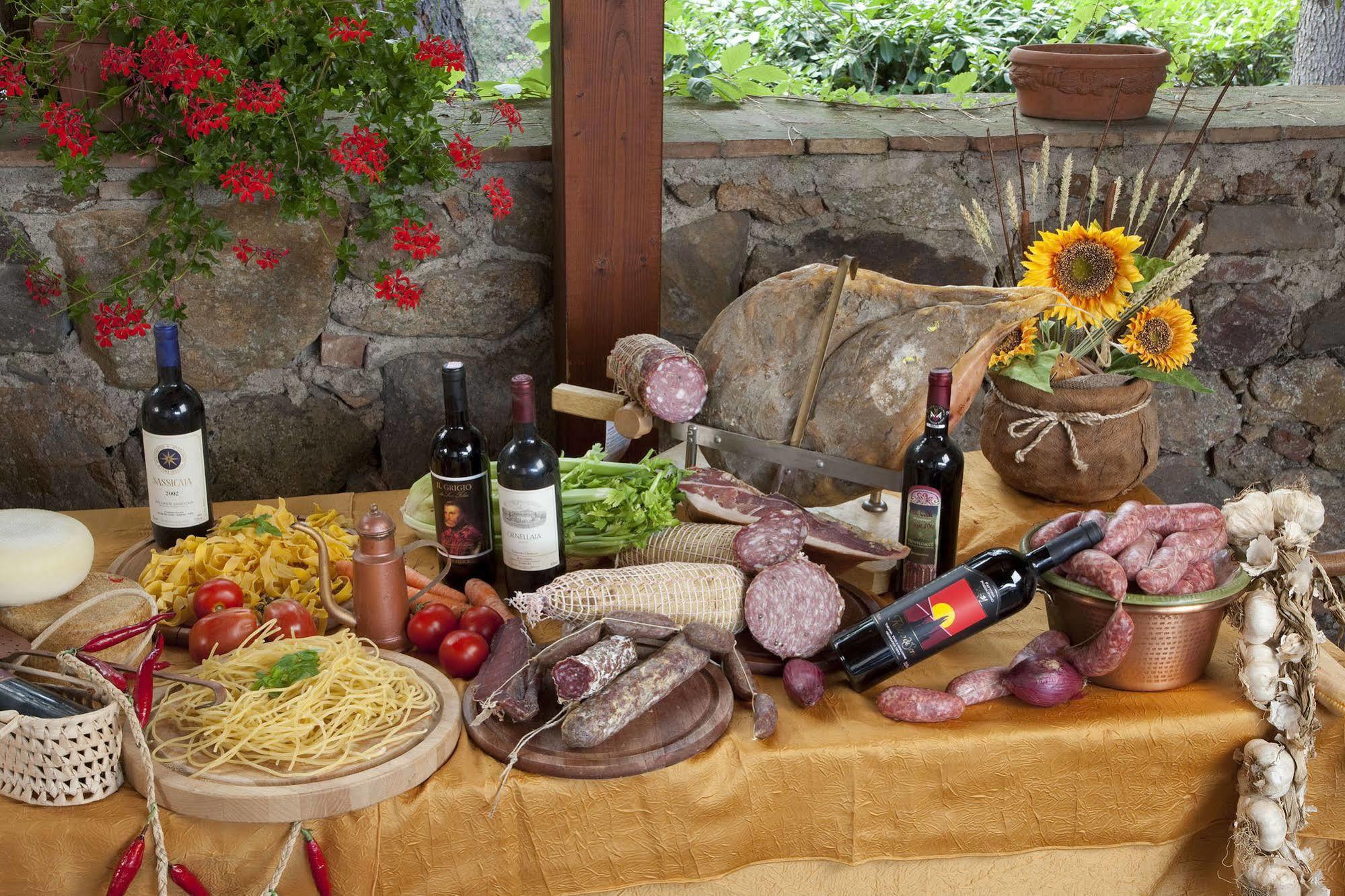 Albergo Ristorante Da Vestro มอนติเชียโน ภายนอก รูปภาพ